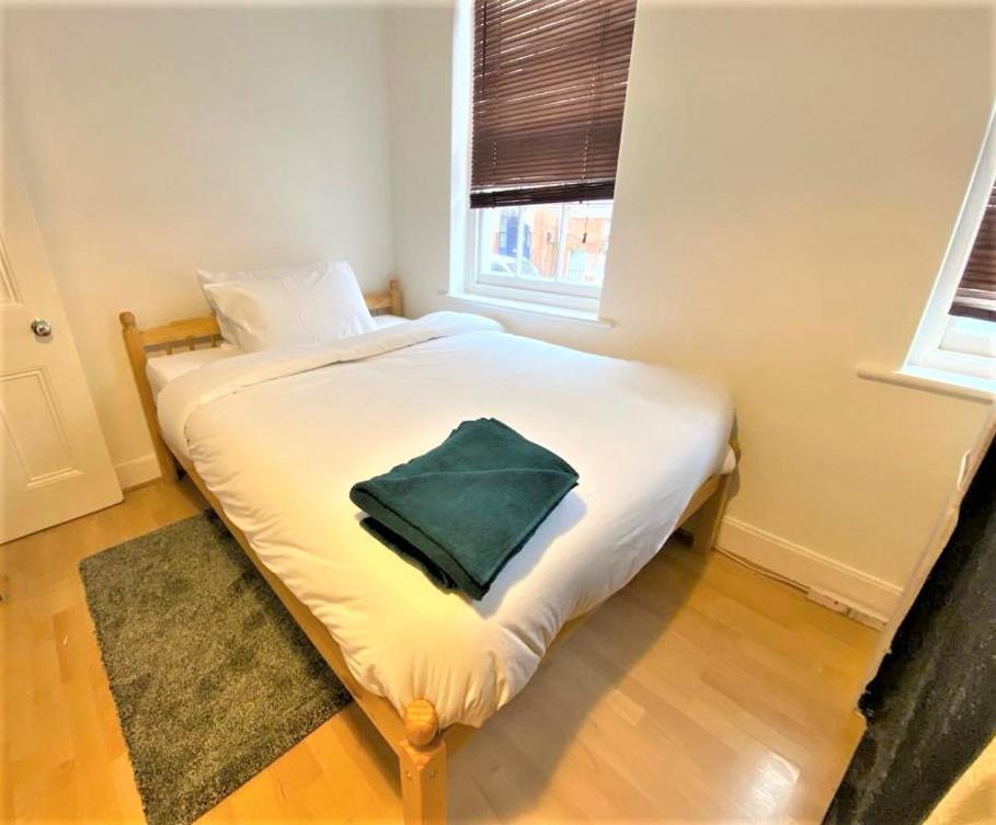 Smart 1 Bedroom Apartment In The City - Islington London Bagian luar foto
